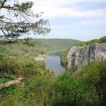 Bed En Breakfast Le Freyr Dinant Exterior photo