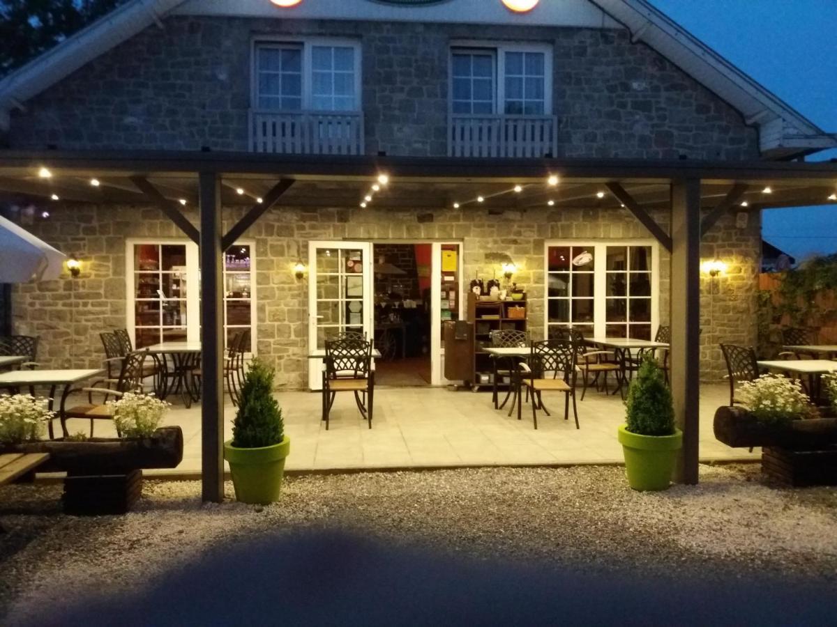 Bed En Breakfast Le Freyr Dinant Exterior photo