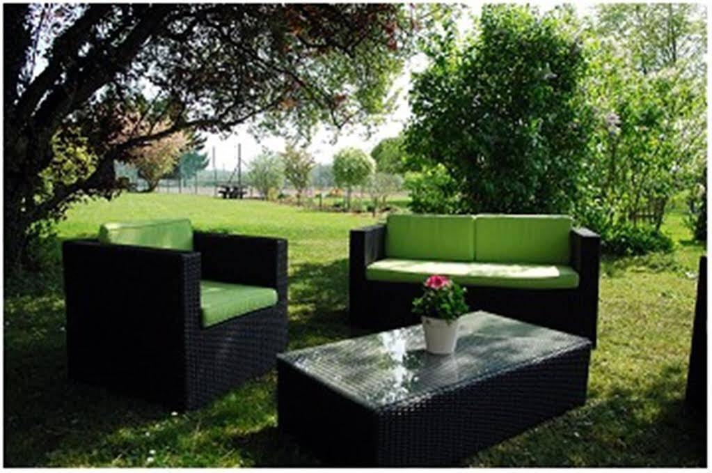 Bed En Breakfast Le Freyr Dinant Exterior photo